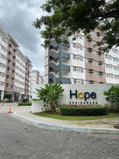 Staycation Ni Inday Trece Martires Kültér fotó