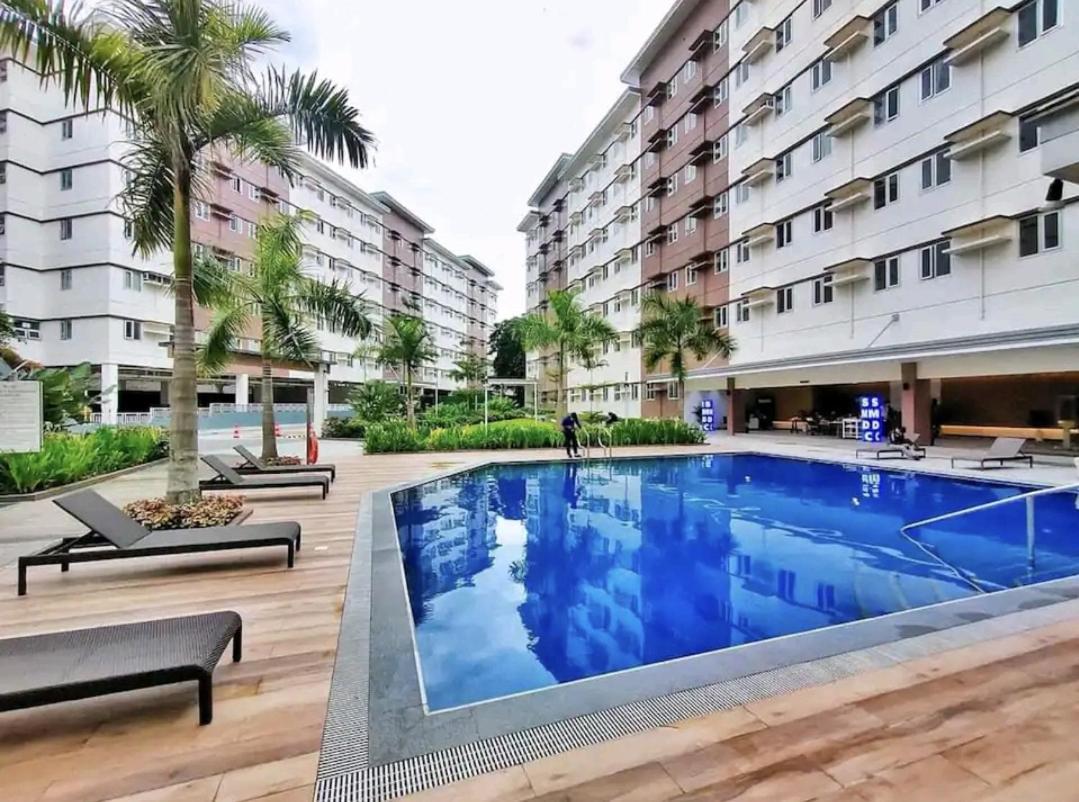 Staycation Ni Inday Trece Martires Kültér fotó